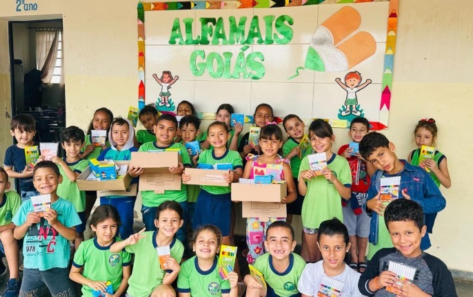 Governo de Goiás recebe Selo Ouro por excelência em políticas de alfabetização