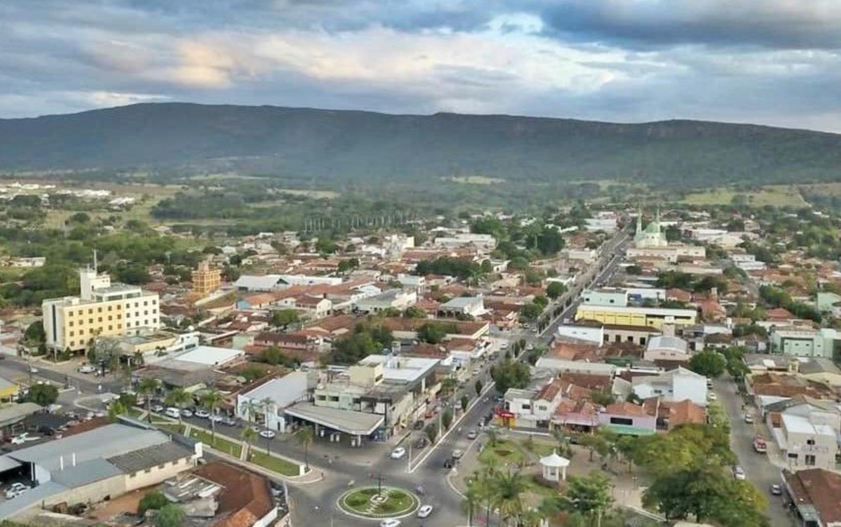 Conheça cidade goiana que tem mais de mil indústrias e é considerada a capital do jeans