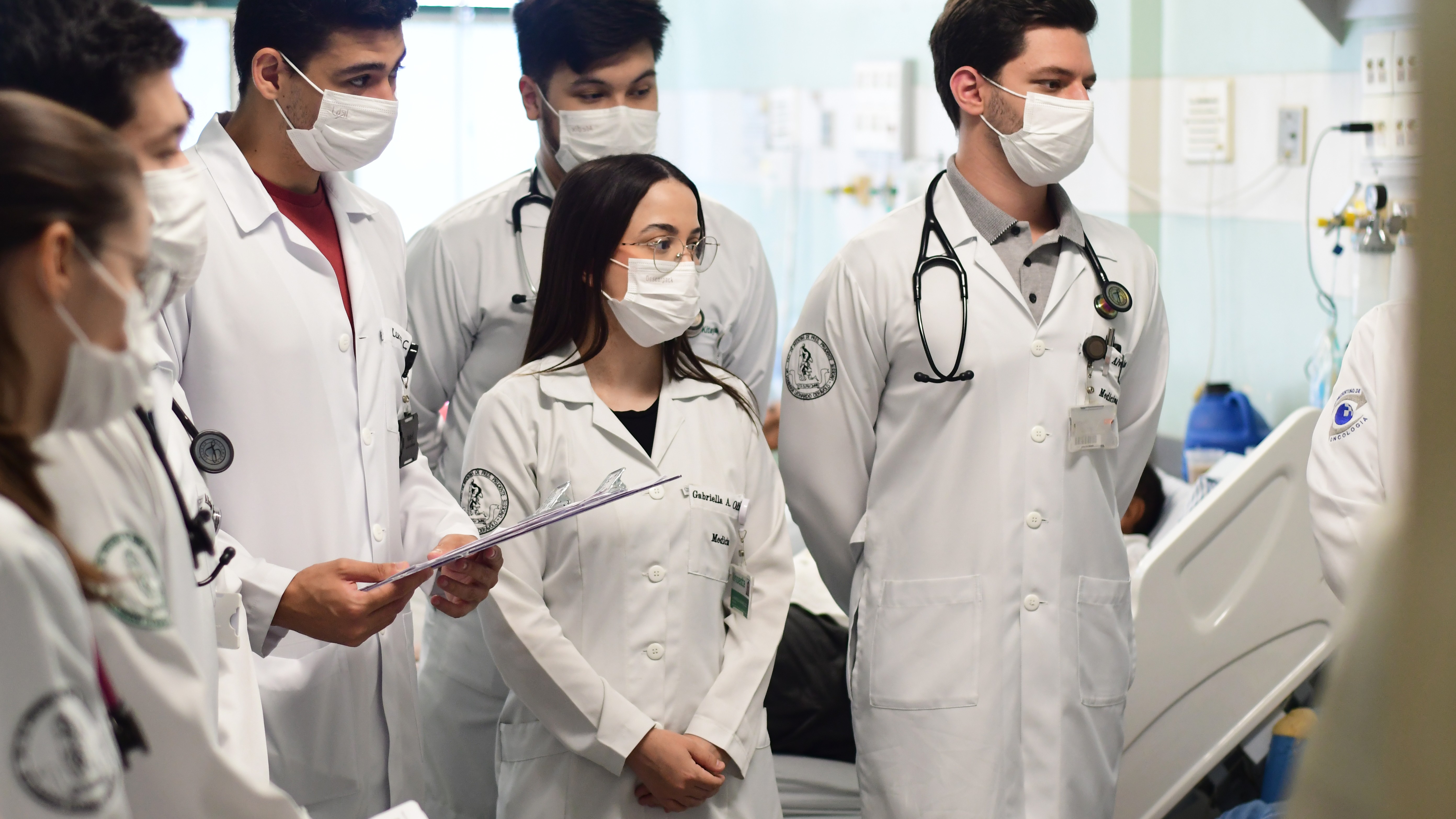 'OAB da Medicina': entenda em 7 pontos o exame para médicos recém-formados aprovado em comissão do Senado