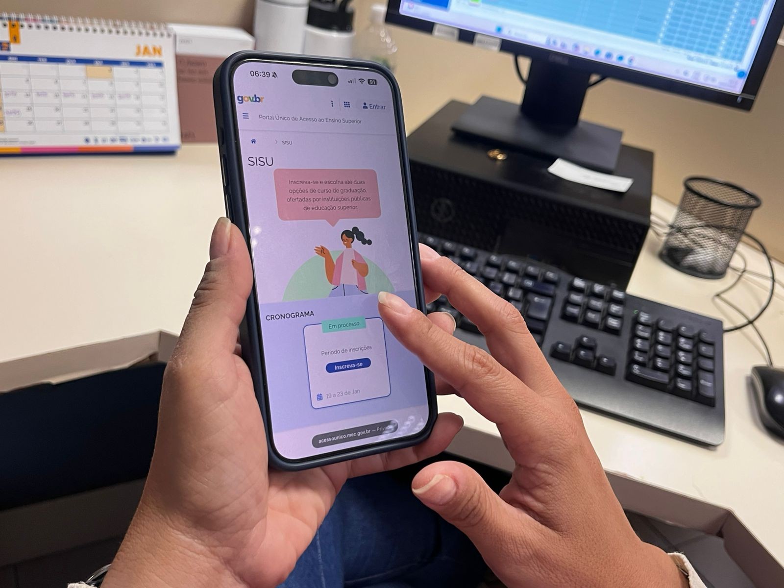 Ainda dá para tentar Medicina no Sisu 2026? Veja menores e maiores notas de corte no último dia de inscrições