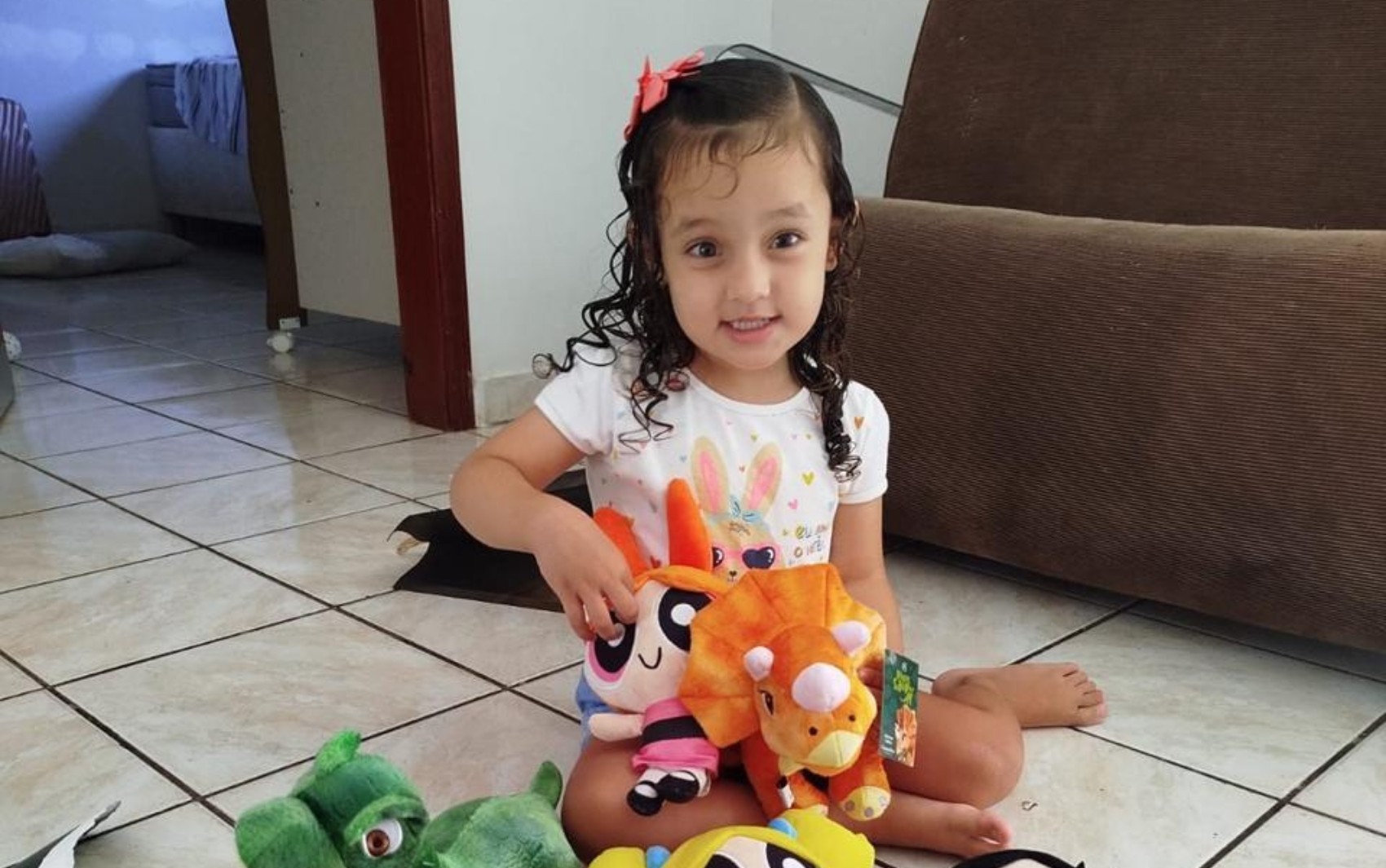 Morte de menina por suspeita de meningite causa comoção nas redes sociais