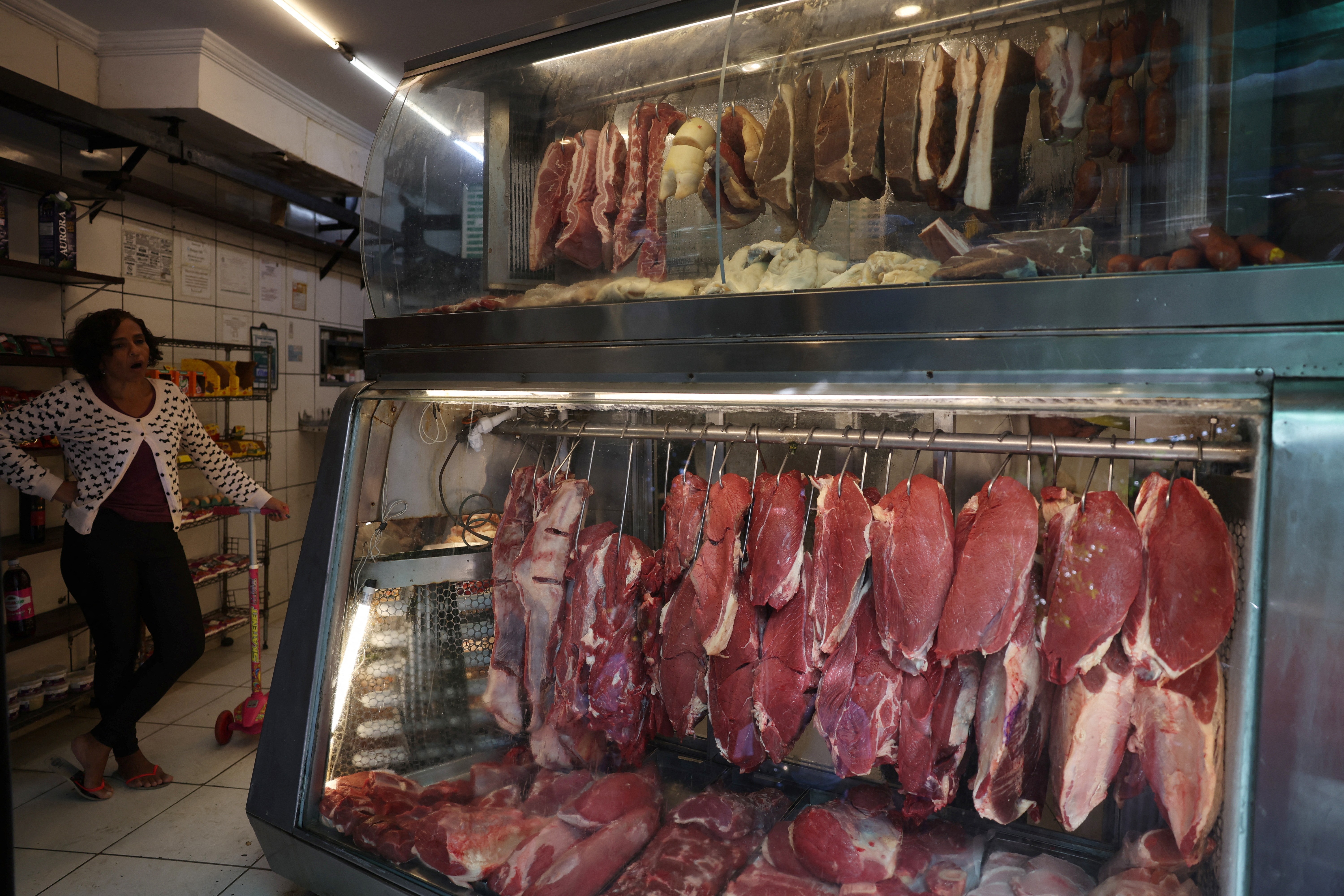 Abate de gado tem recorde no Brasil com aumento de compras de carne pela China