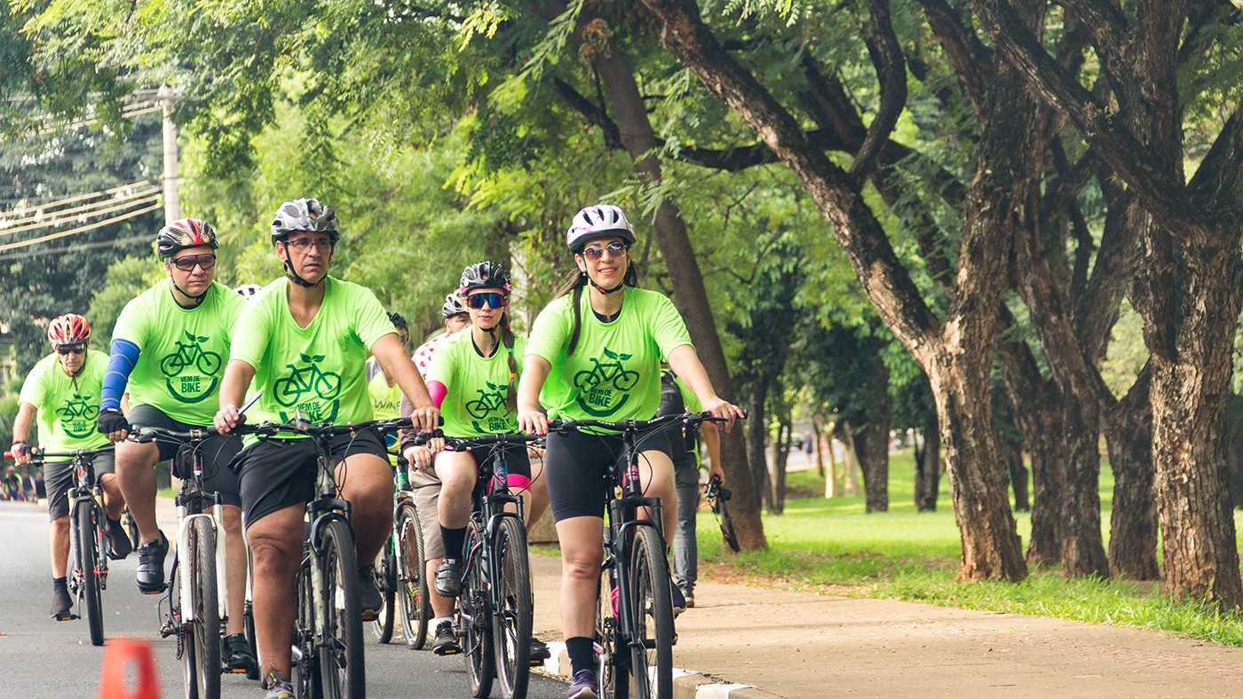 Exercício físico pode ser tão eficaz quanto remédio e terapia para depressão e ansiedade, revela estudo