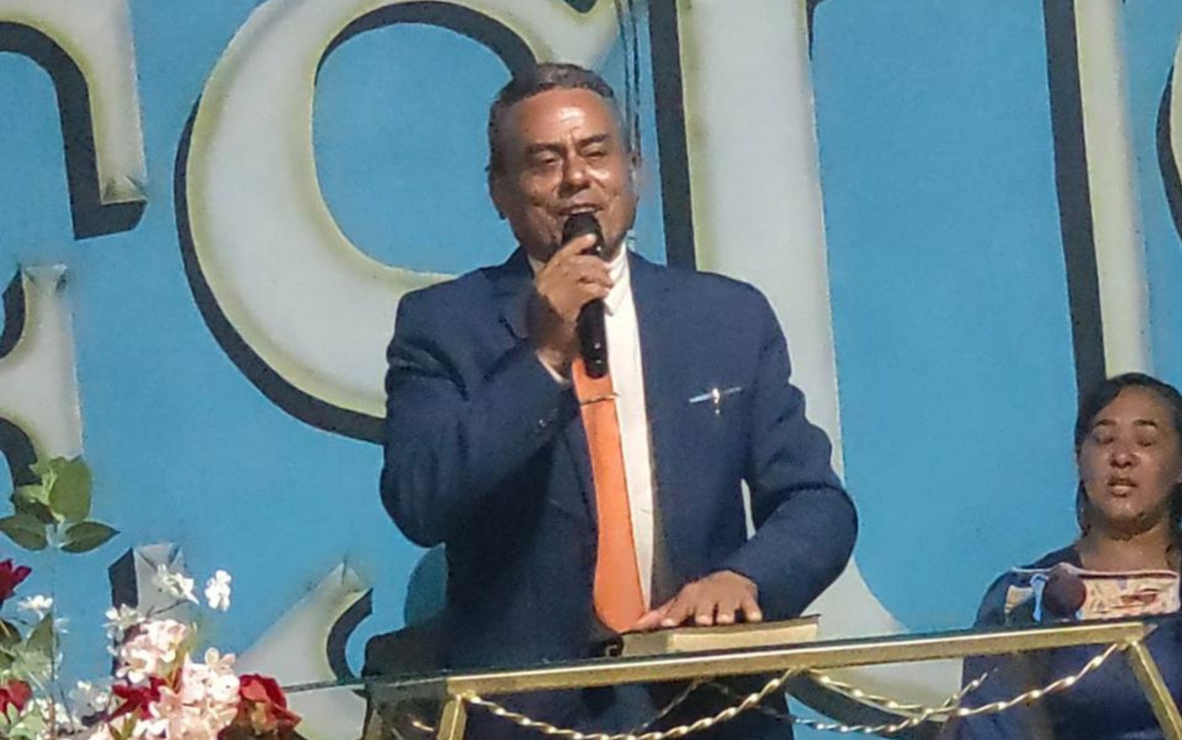 Eletricista morre após sofrer choque elétrico durante reparo em padrão de energia, em Porangatu