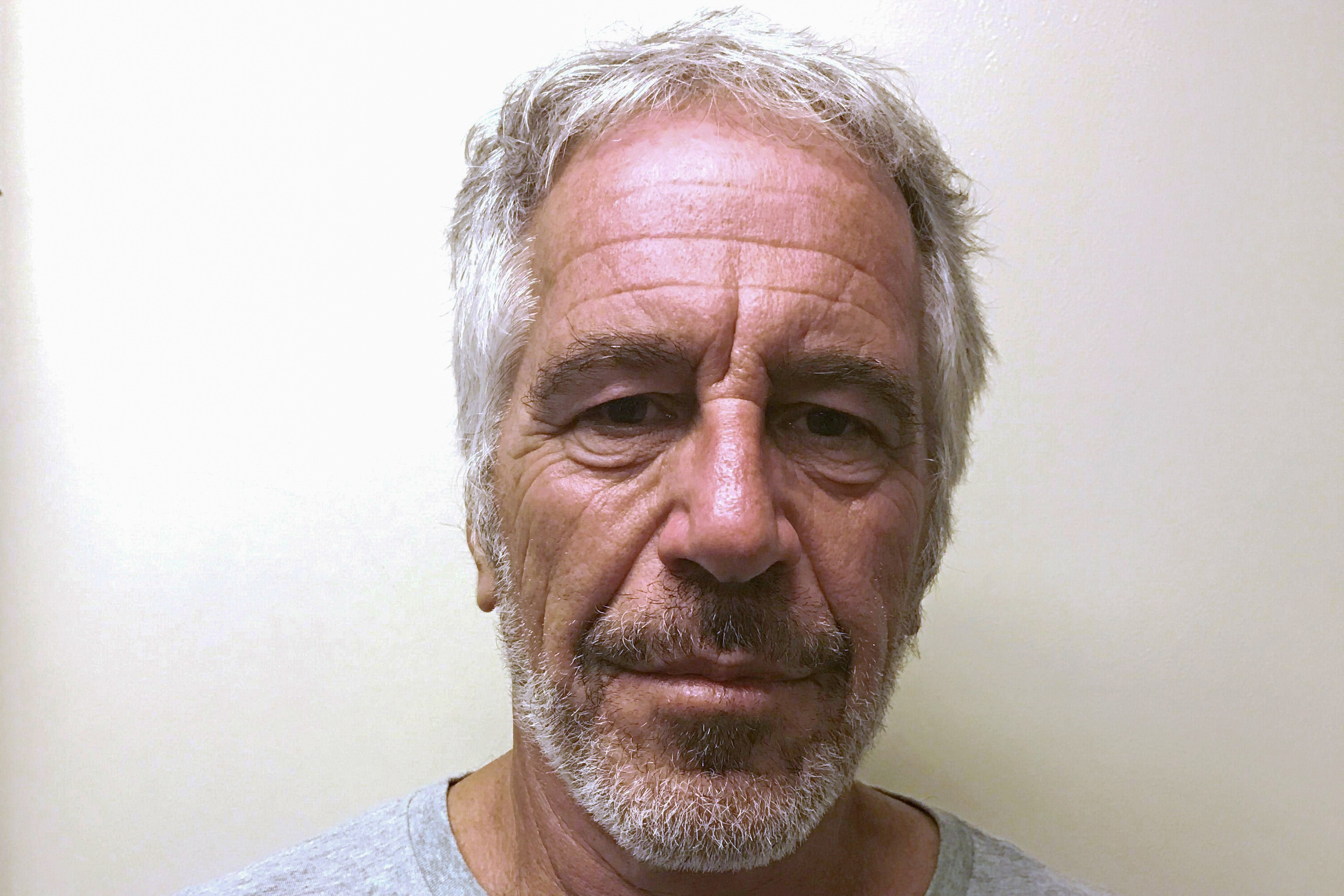 Como Jeffrey Epstein ficou tão rico?