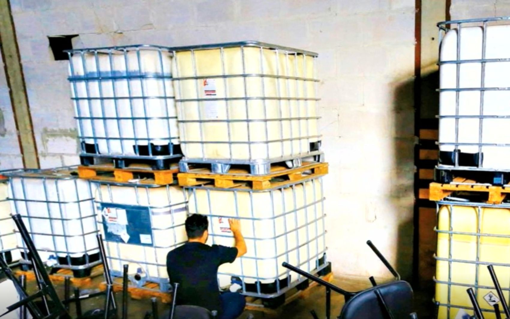 Operação prende ex-servidores da Prefeitura de Goiânia suspeitos de fraudar licitação para compra de tintas de combate à dengue