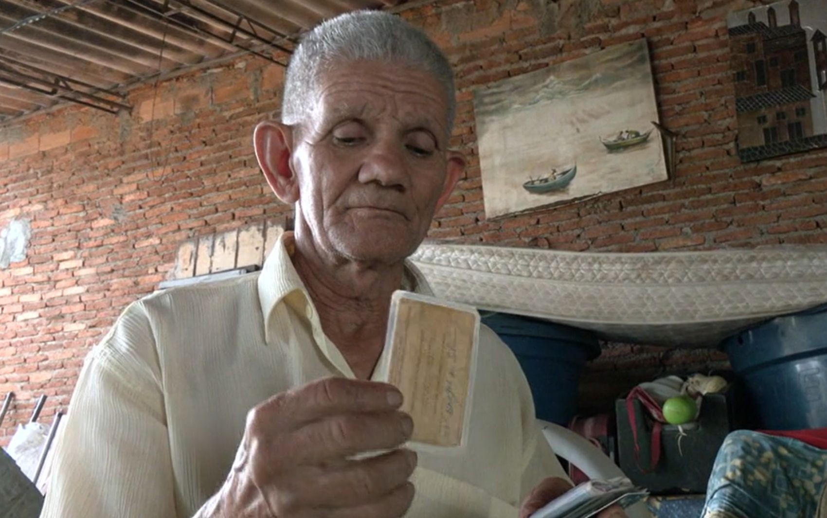 Idoso que teve aposentadoria suspensa após ser dado como morto pela segunda vez disse que está vivendo de doações: 'Não aguento mais trabalhar'