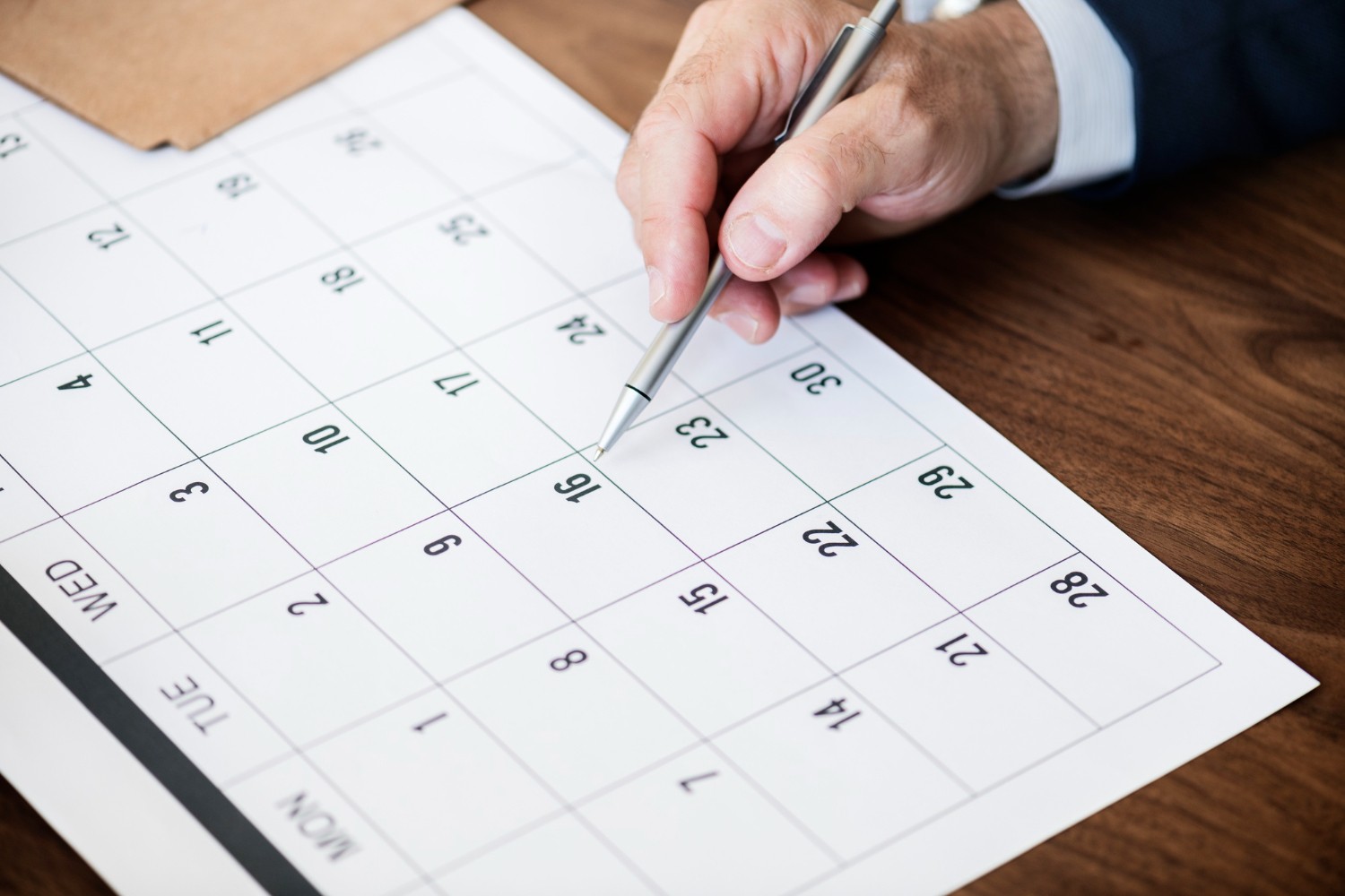 Feriados de abril de 2026: veja datas e quando dá para emendar