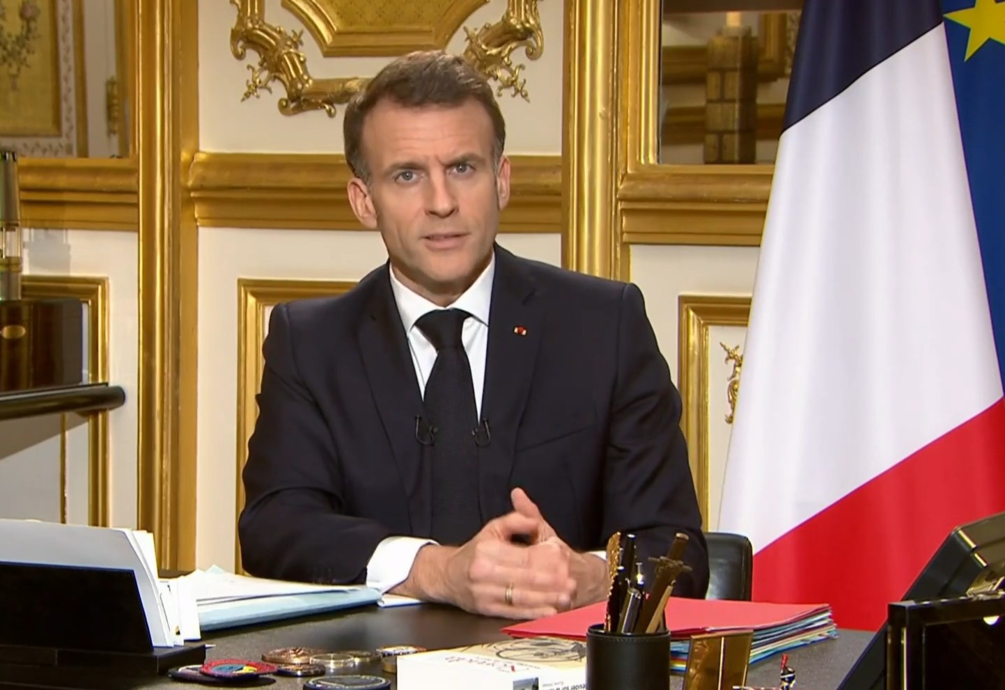 Macron critica comentários de Trump sobre seu casamento e diz que falas 'não são elegantes'