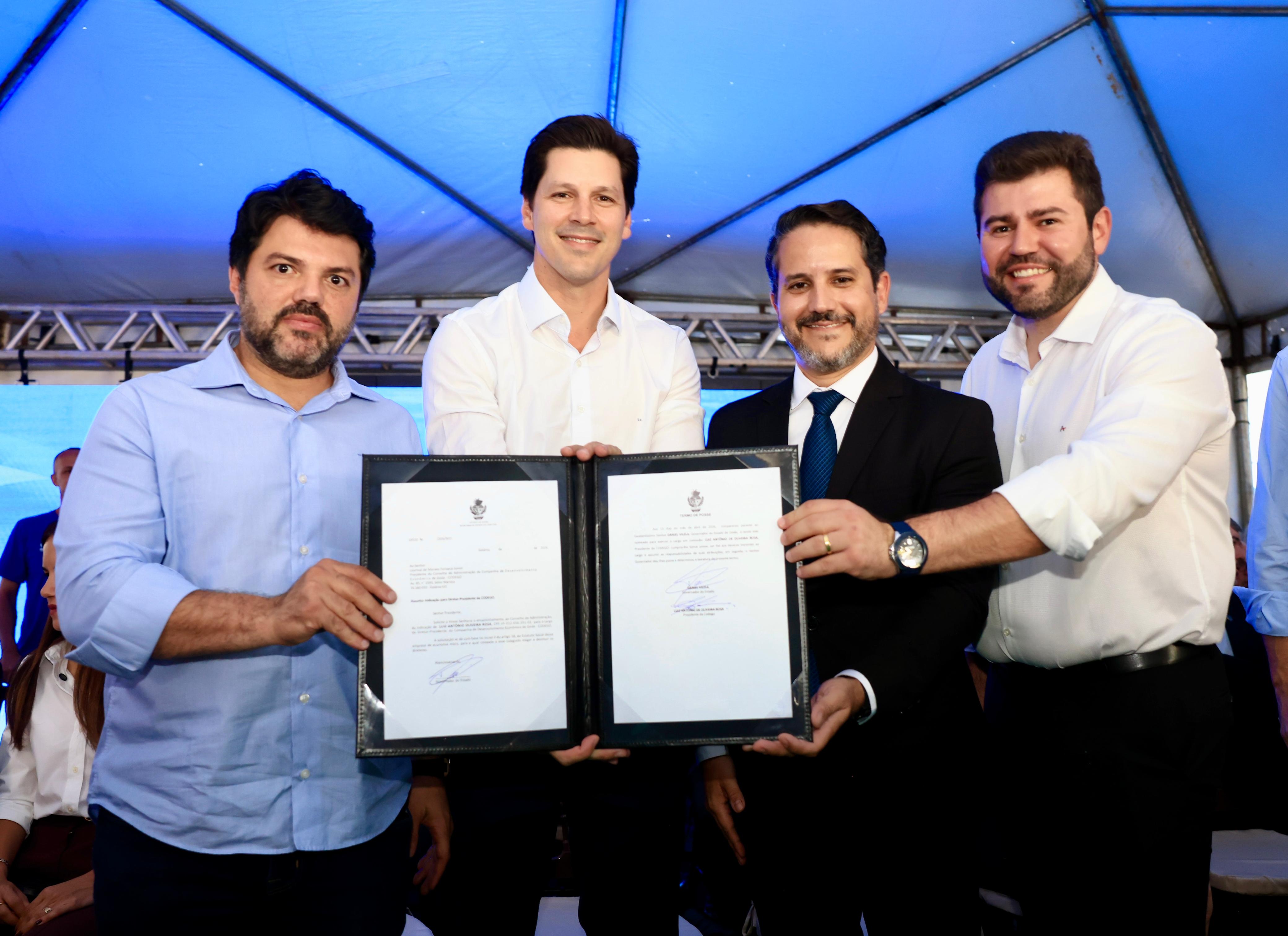 Daniel Vilela empossou Luiz Antônio Oliveira Rosa na presidência da Codego