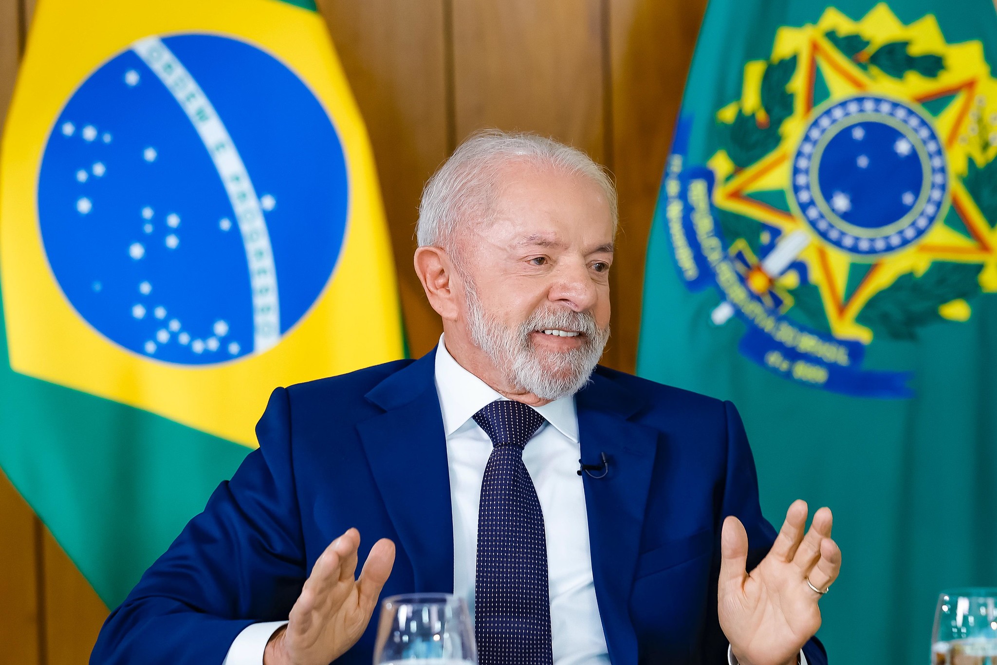 Quaest: 29% dos brasileiros dizem ter muitas dívidas