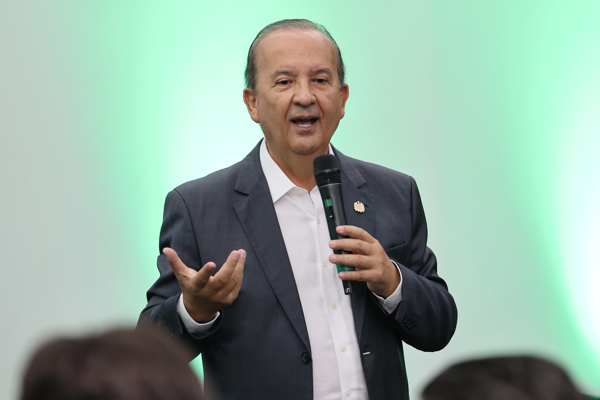 Jorginho Mello critica derrubada pelo STF de lei que proibia cotas raciais em universidades de SC