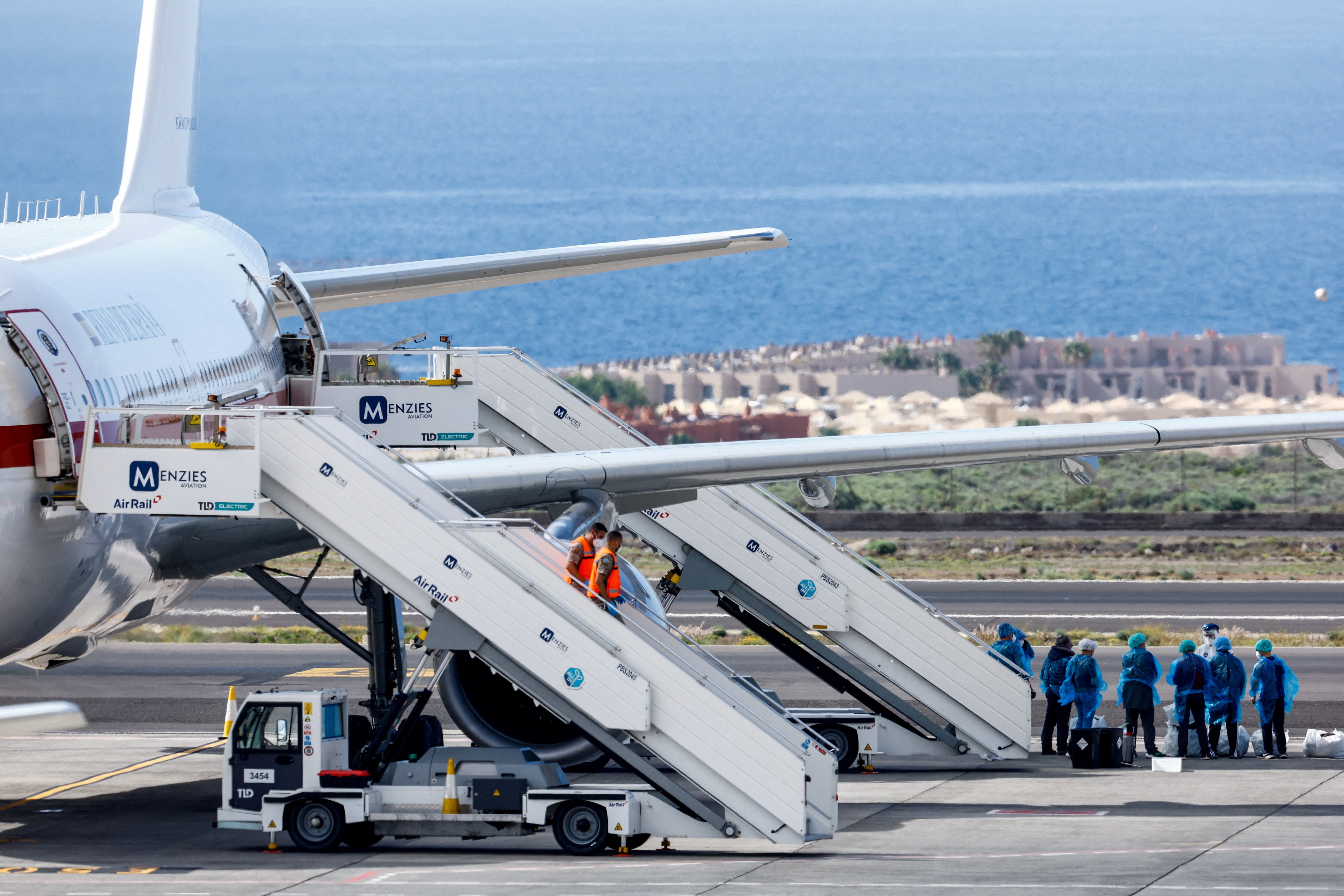 Hantavírus: repatriação de passageiros do navio cruzeiro vai até segunda
