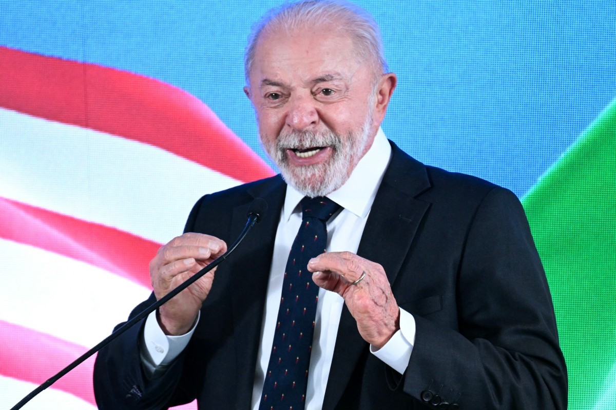 Lula veta projeto que reconhecia estágio como experiência profissional