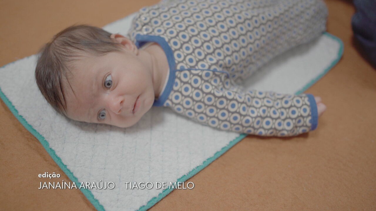 Pesquisas comprovam que os bebês podem reproduzir a língua das mães no choro para se comunicar; entenda