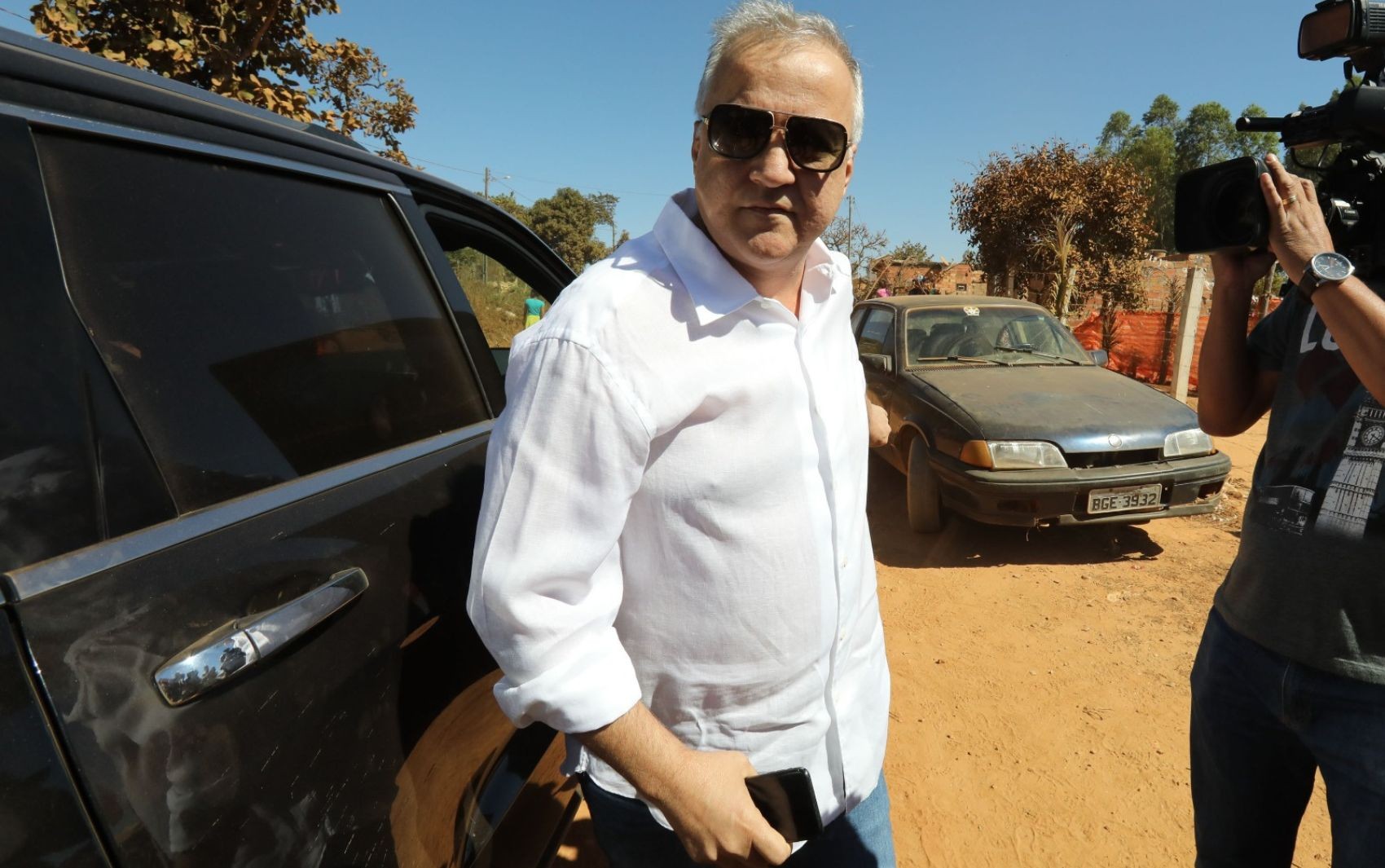 Carlinhos Cachoeira é solto após prisão da PF em investigação por ataques a delegado de Goiás