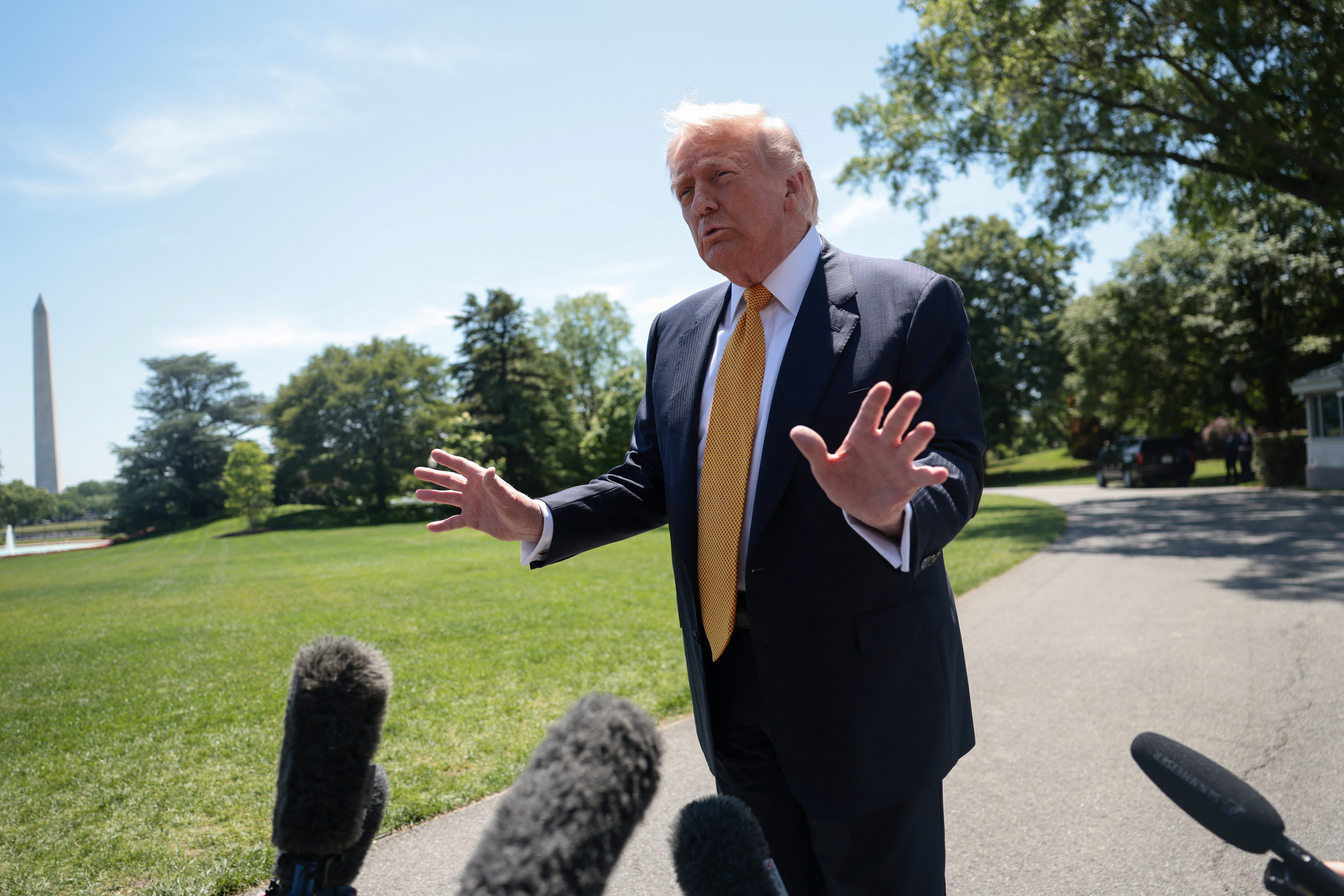 Trump desiste de processo bilionário contra Receita dos EUA após vazamento de declarações fiscais