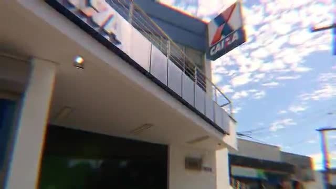 Casal diz ter caído em golpe da casa própria com ajuda de funcionário da Caixa: 'Ele dizia que resolveria tudo'
