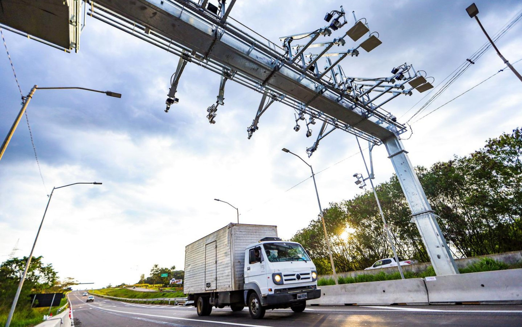 Primeiro pedágio eletrônico de Goiás começa a cobrar no fim de maio; saiba como funciona e valores