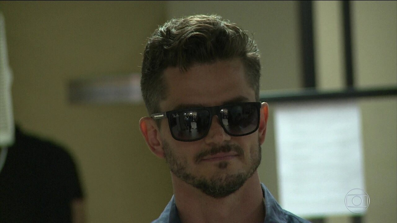 Ex-BBB Marcos Harter recebe punição do CFM por infrações ao Código de Ética Médica