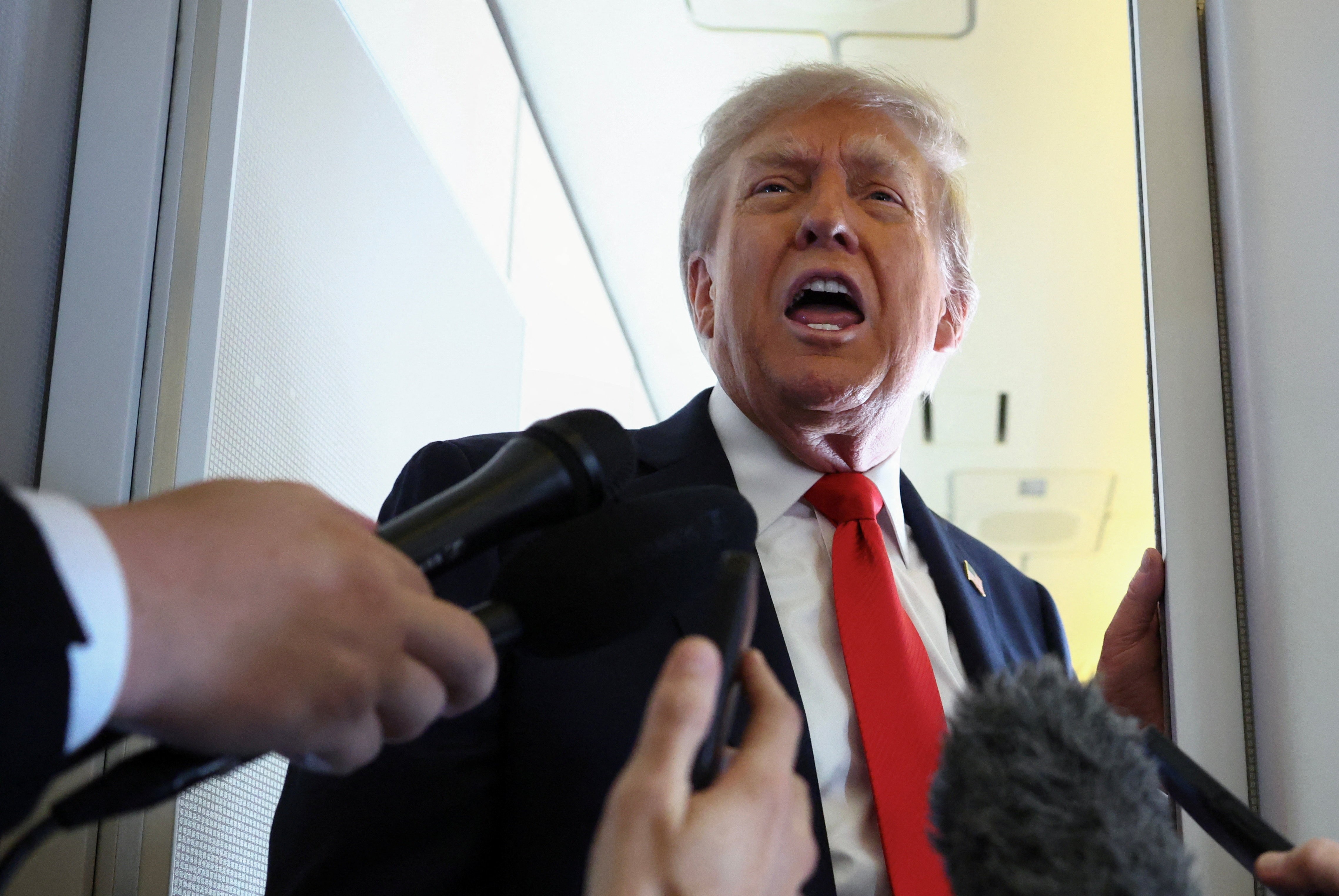 Juiz autoriza governo Trump a implementar medida que endurece regras para votação por correio