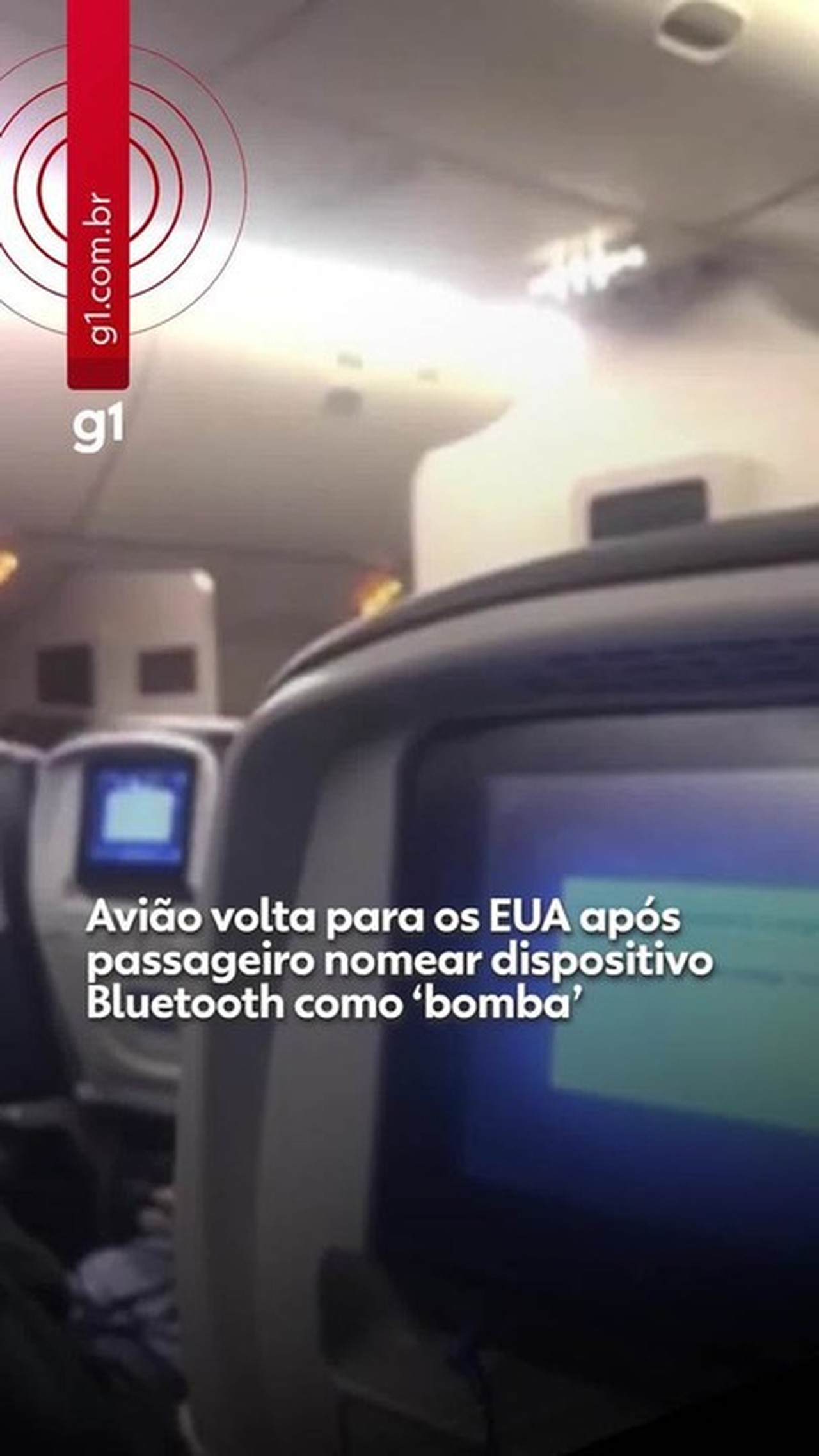 VÍDEO: passageiro chama dispositivo Bluetooth de 'bomba' e faz voo para a Espanha retornar aos EUA