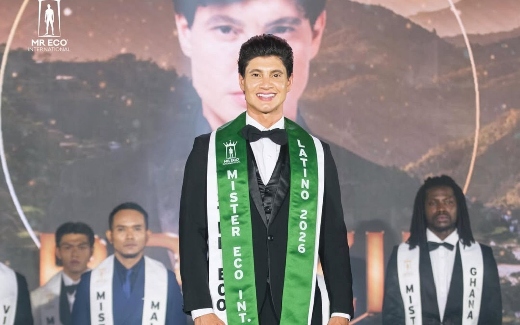 Médico goiano conquista título de Mister Eco International Latino 2026; vídeo