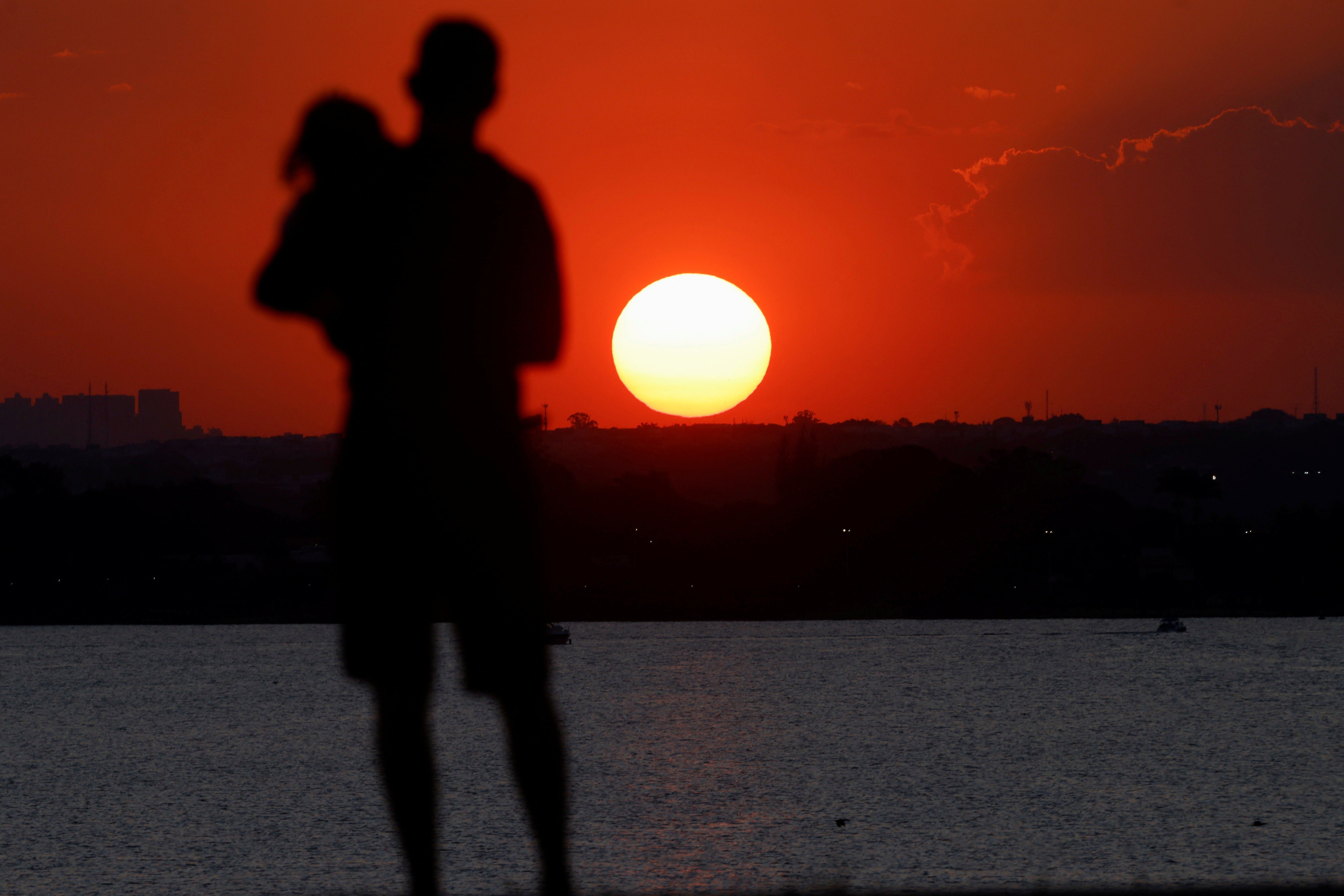 Calor extremo atinge 1 bilhão de pessoas a mais que nos anos 1970, aponta estudo