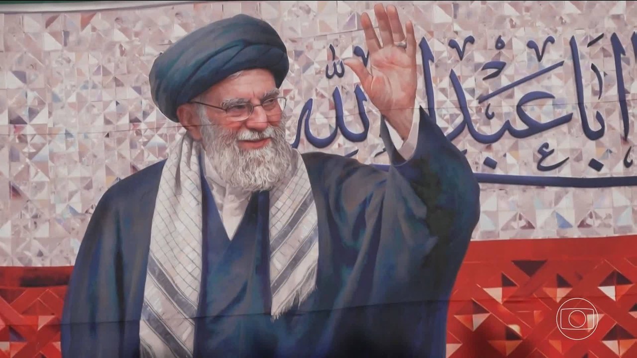 Funeral de Ali Khamenei: relembre quem foi o aiatolá que governou o Irã com mão de ferro