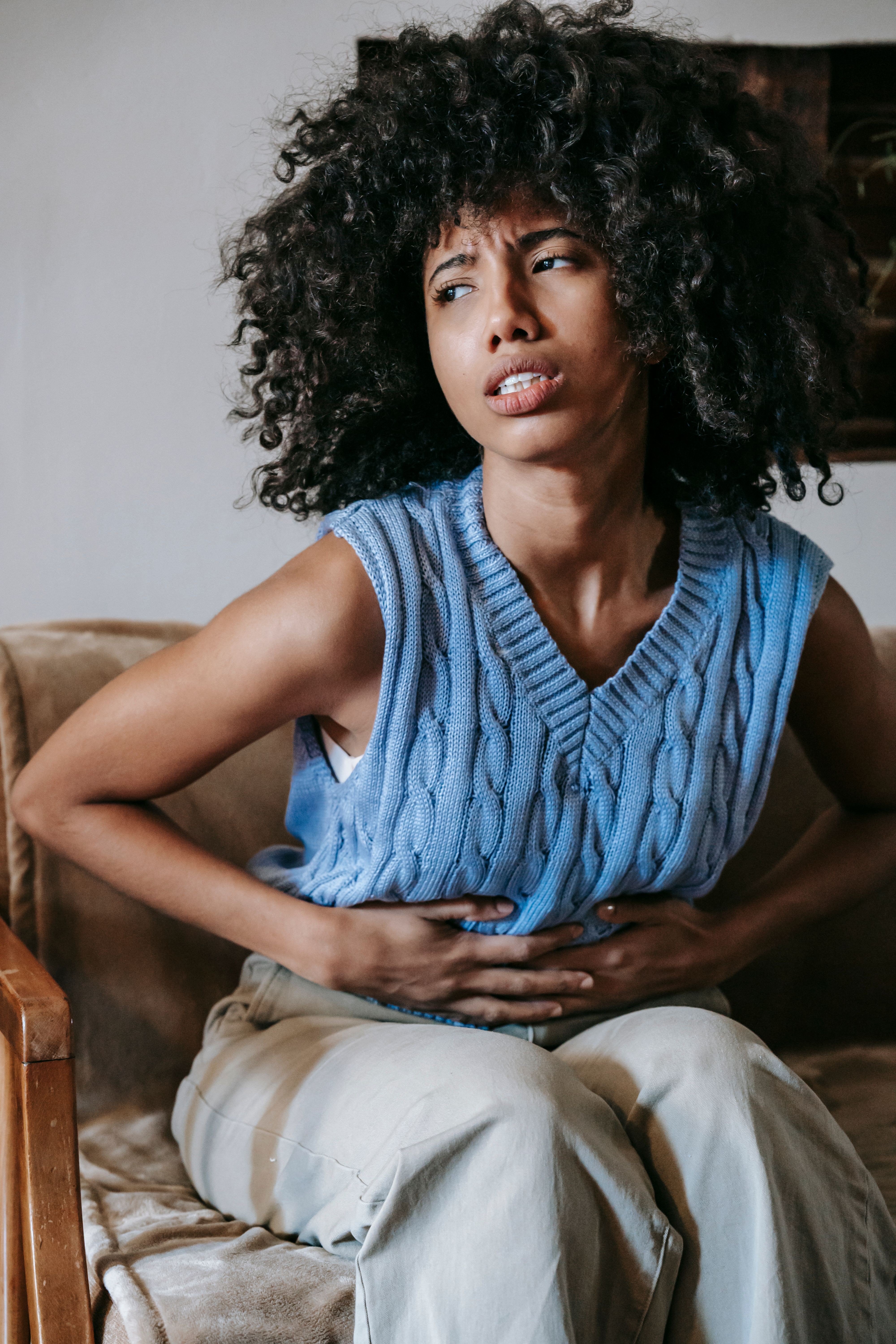 Mulheres com SOMP têm risco cardíaco 4 vezes maior mesmo sem diabetes, obesidade ou pressão alta, aponta estudo