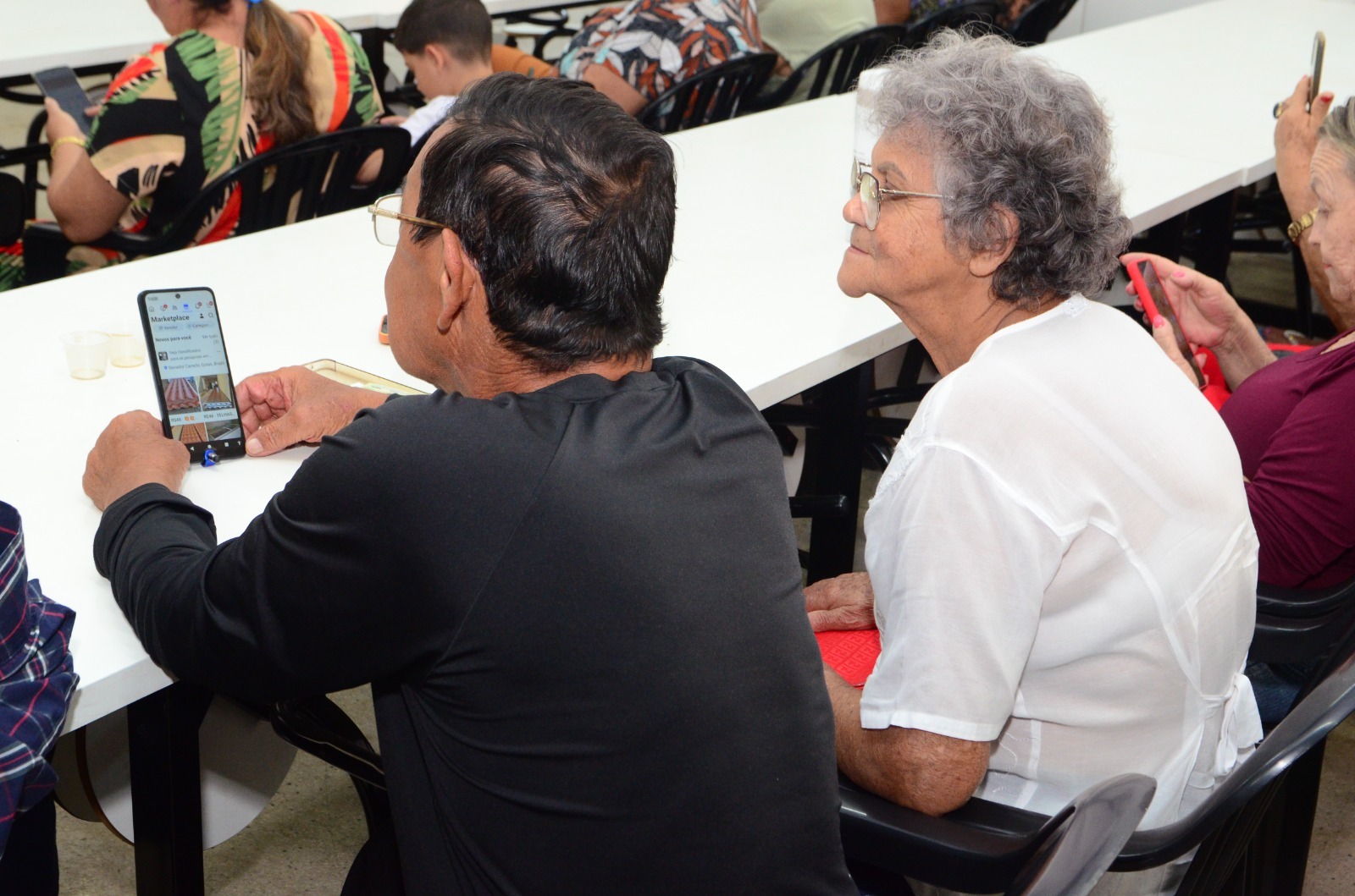 Cidadão Tech 60+ oferece 500 novas vagas em 11 municípios de Goiás