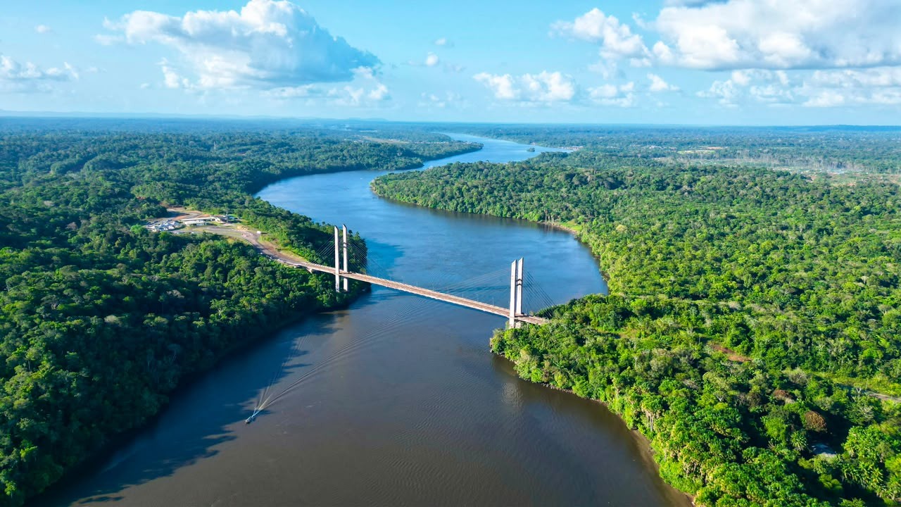 Brasileiros terão acesso à Guiana Francesa sem visto a partir de 1º de agosto de 2026; confira condições exigidas