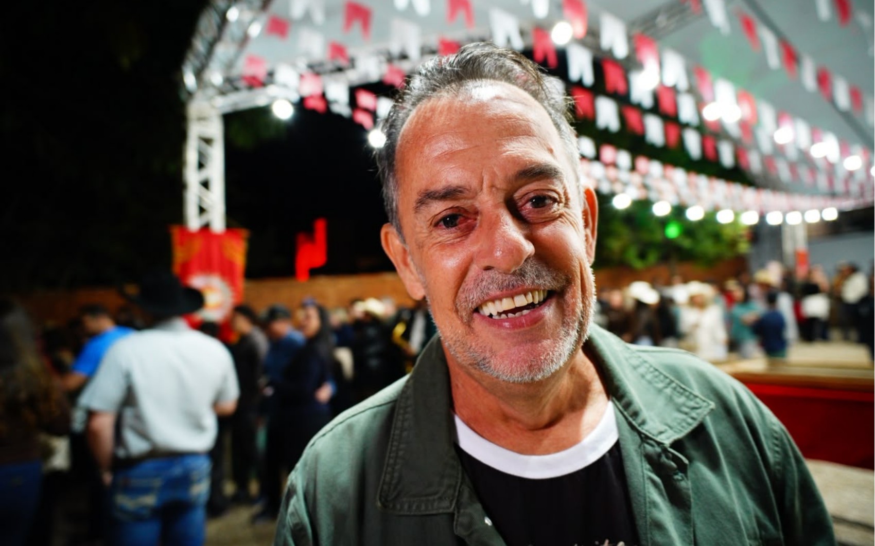 Imperador da Festa do Divino Espírito Santo morre após cair no Morro dos Pireneus