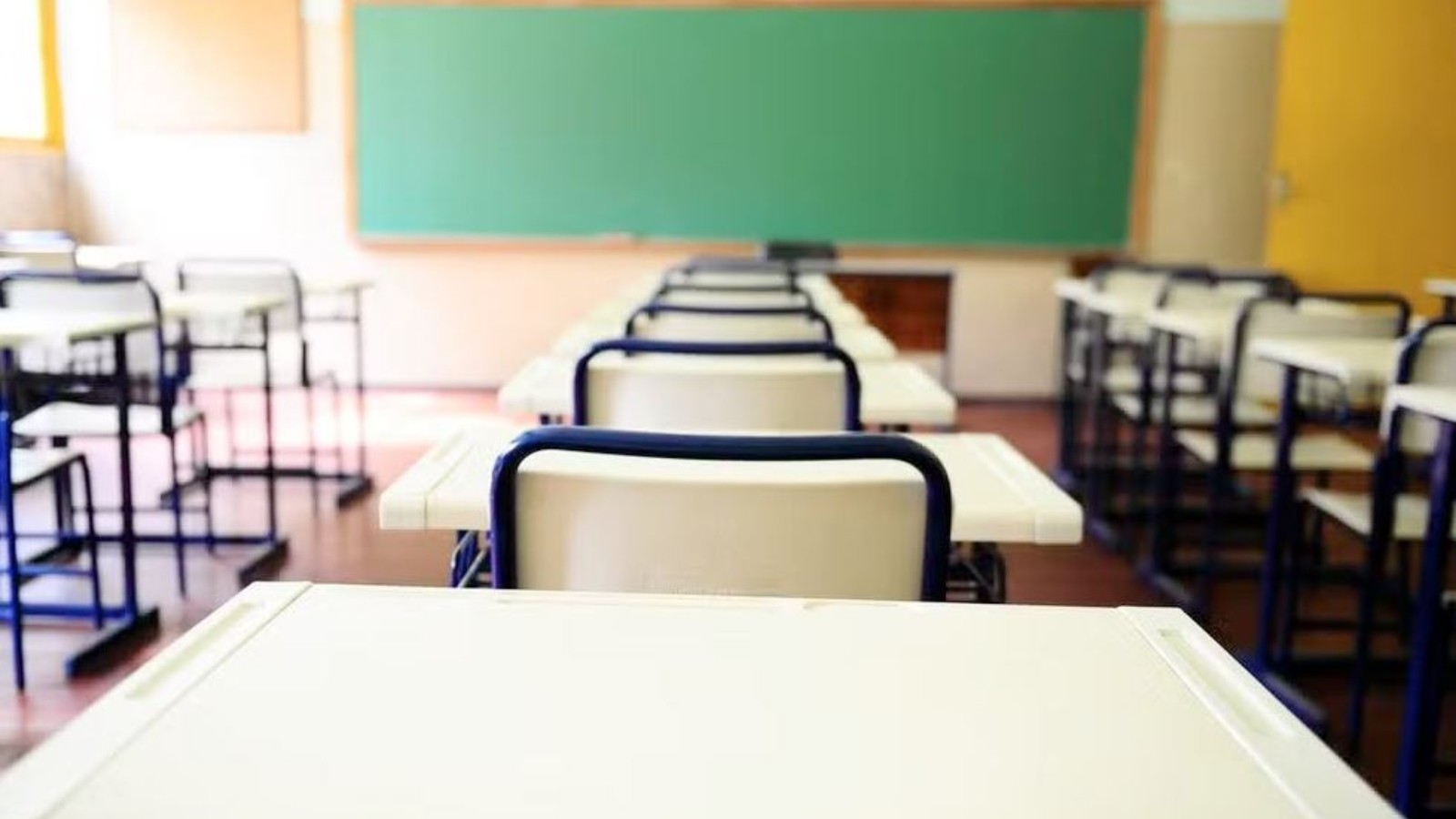 Ideb da rede pública melhora nos anos iniciais do ensino fundamental, mas desacelera nas outras etapas; veja a evolução do índice por estado