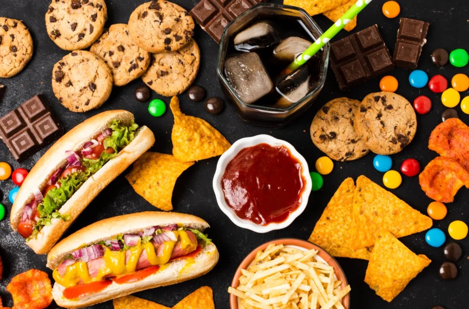 Alimentos gordurosos aumentam risco de câncer colorretal