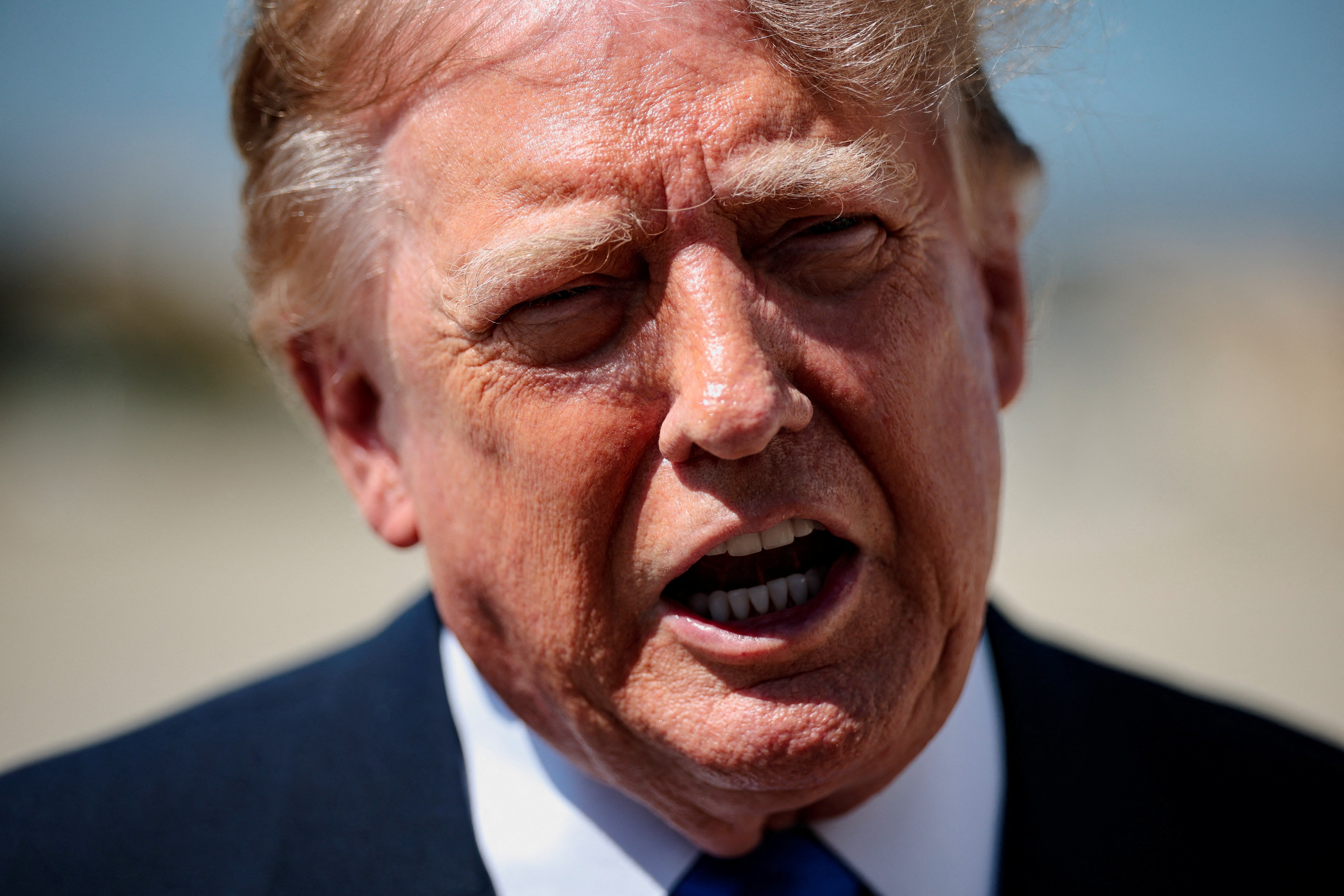 'EUA em primeiro lugar': como Trump troca diplomacia por aliados políticos e tensiona a relação com o Brasil