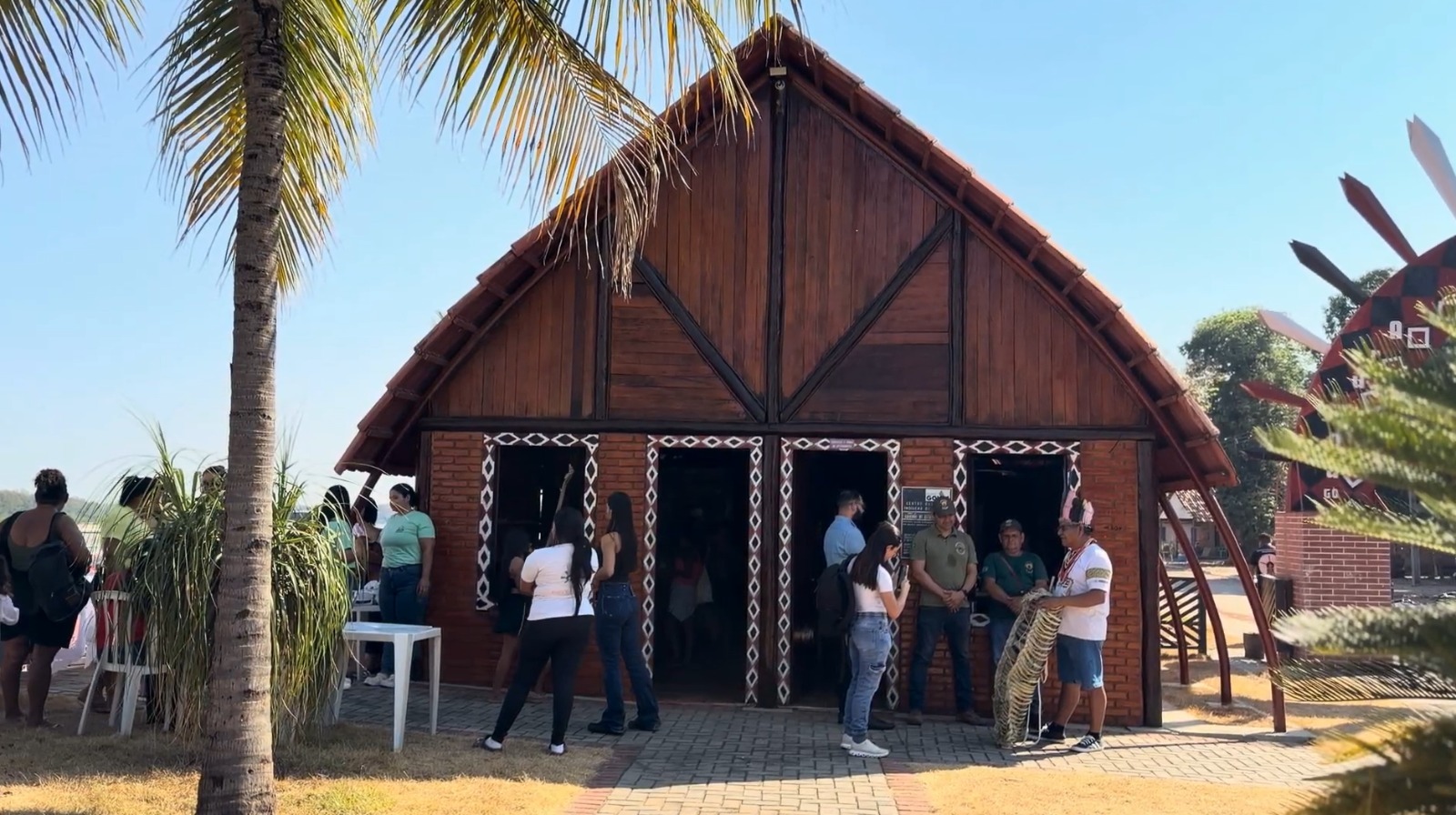 Centro Cultural Indígena de Aruanã expõe e comercializa artesanatos das aldeias Buridina e Bdeburé